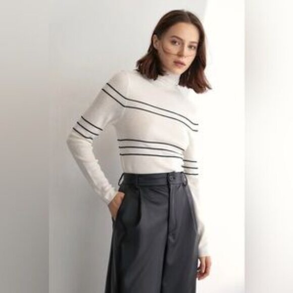 NWT J.ING Jing White Lightweight Wool Blend Sweater Top - Picture 4 of 10